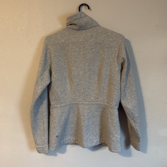Lululemon Cinchable Grey Jacket Size 8 - Picture 5 of 6